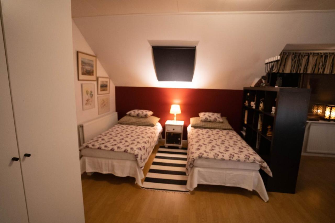 Mysig Takvaning Med Balkong Eskilstuna Exterior photo
